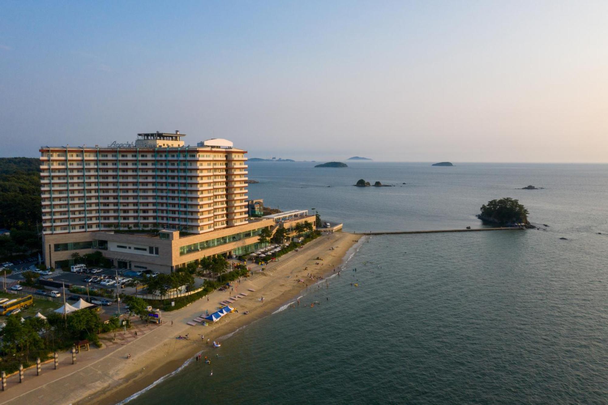 Beache Palace Boryeong Esterno foto